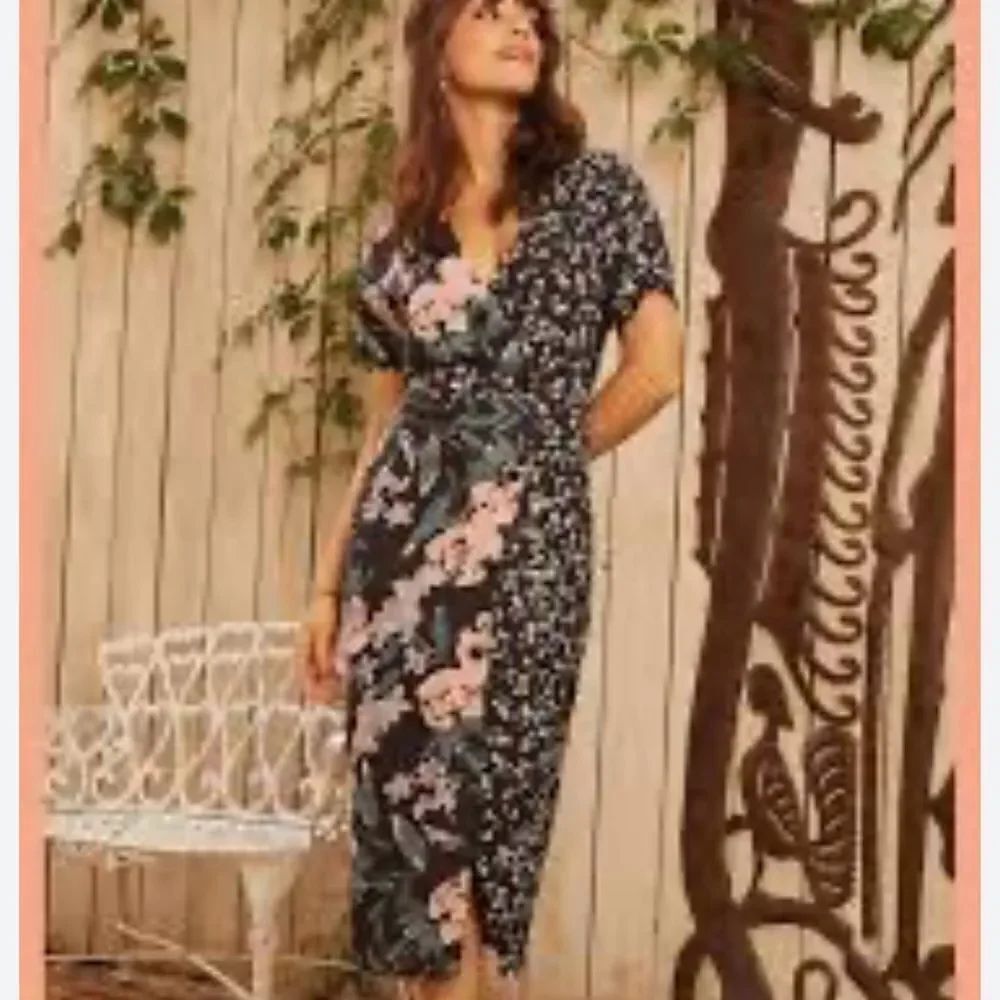 Forest Lily Wrap Floral Midi Dress - Black and Pink Size Medium NWT